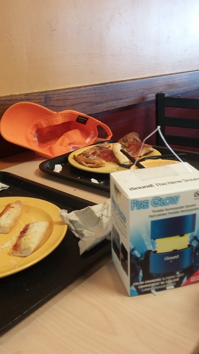 Cicis Pizza Photo 5