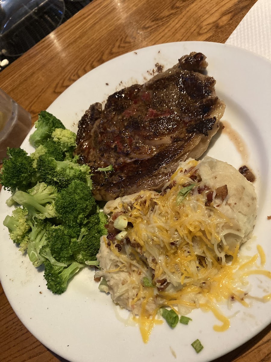 Chili's Grill & Bar Photo 7