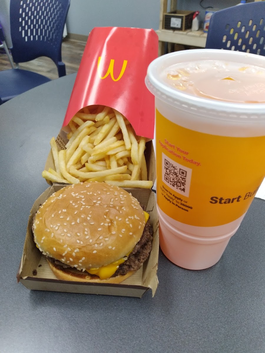 McDonald's Photo 2