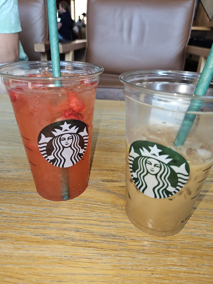 Starbucks Coffee Photo 6