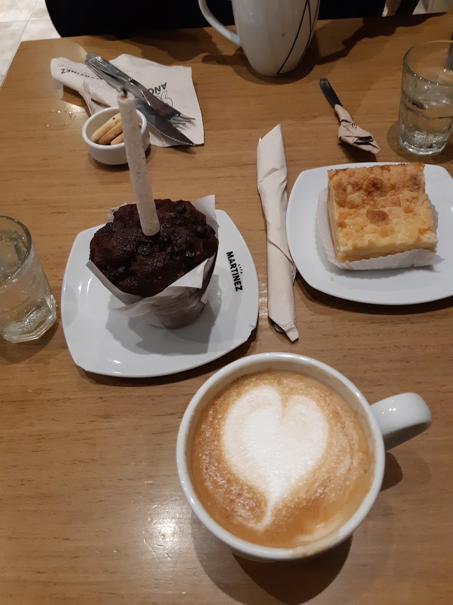 Café Martínez Photo 6