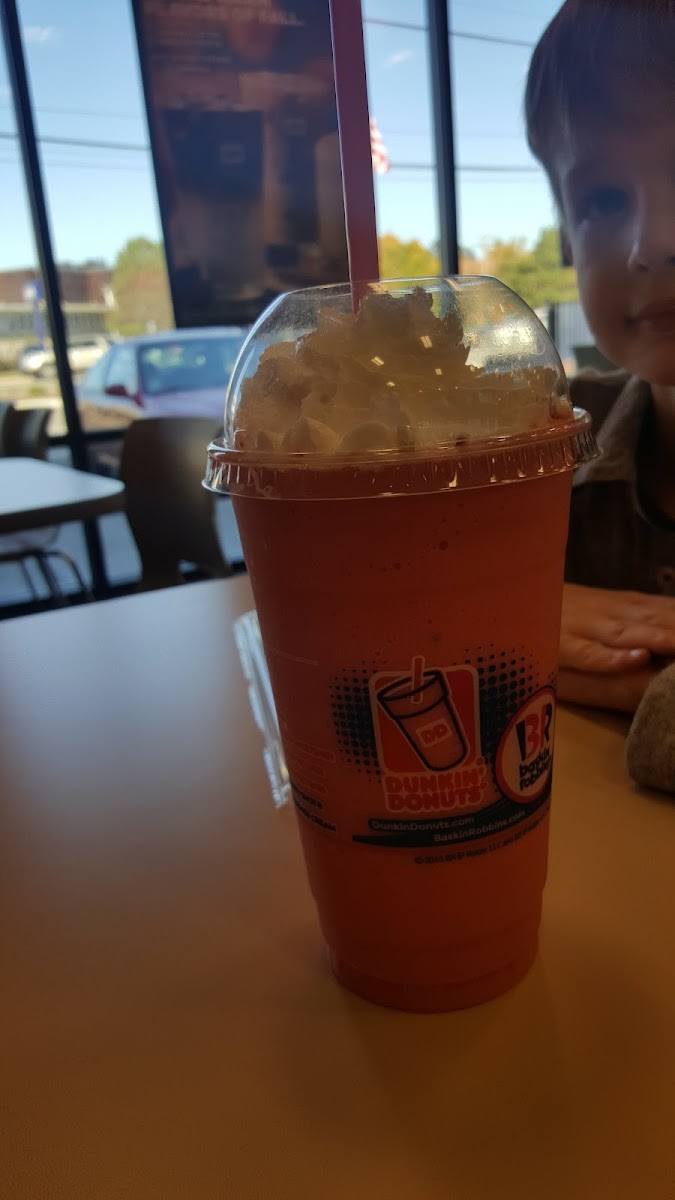 Dunkin' Photo 10