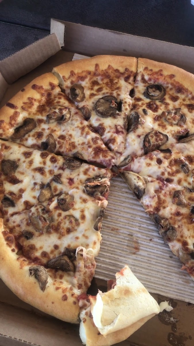 Pizza Hut Photo 2