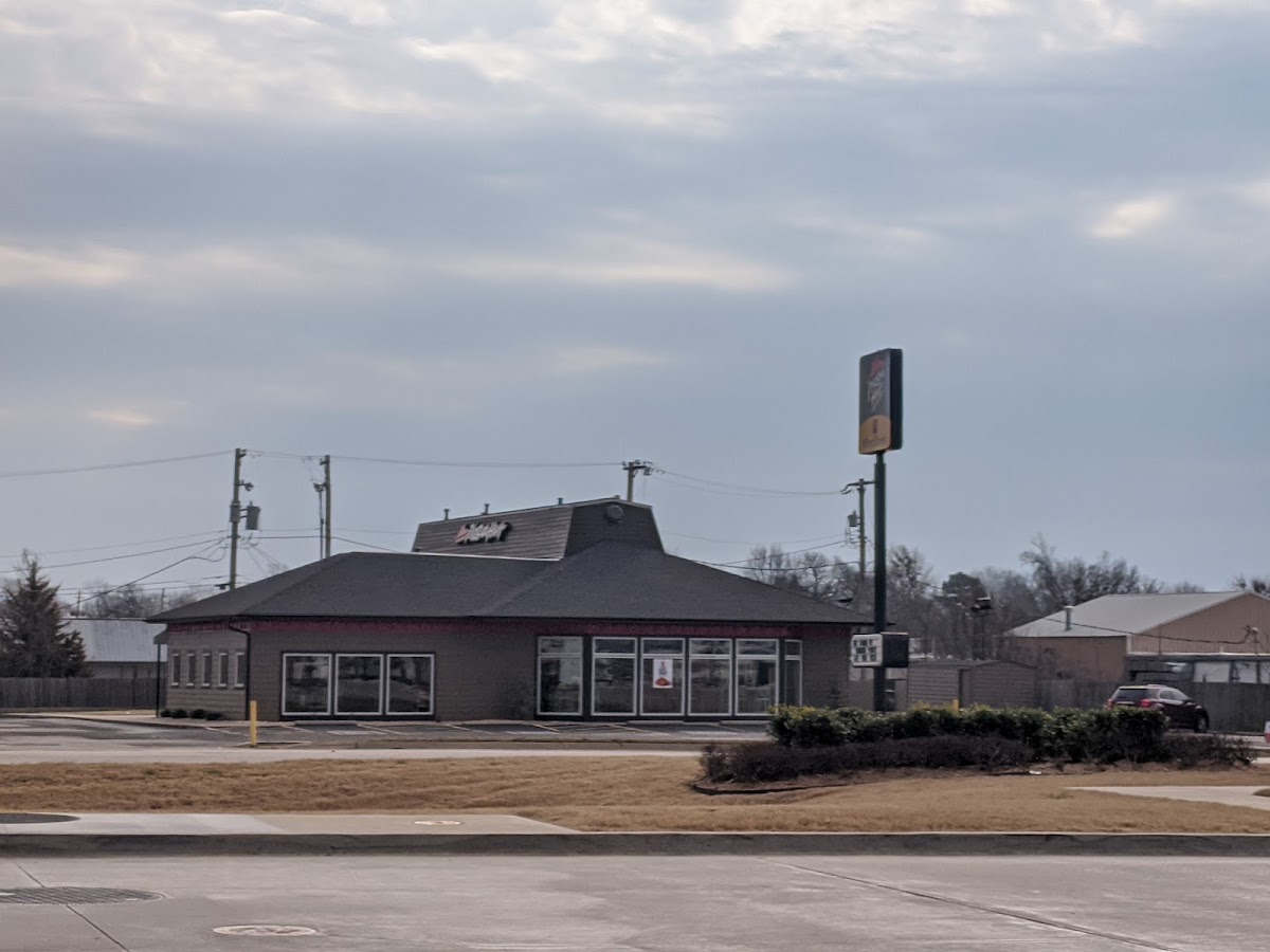 Pizza Hut Photo 3