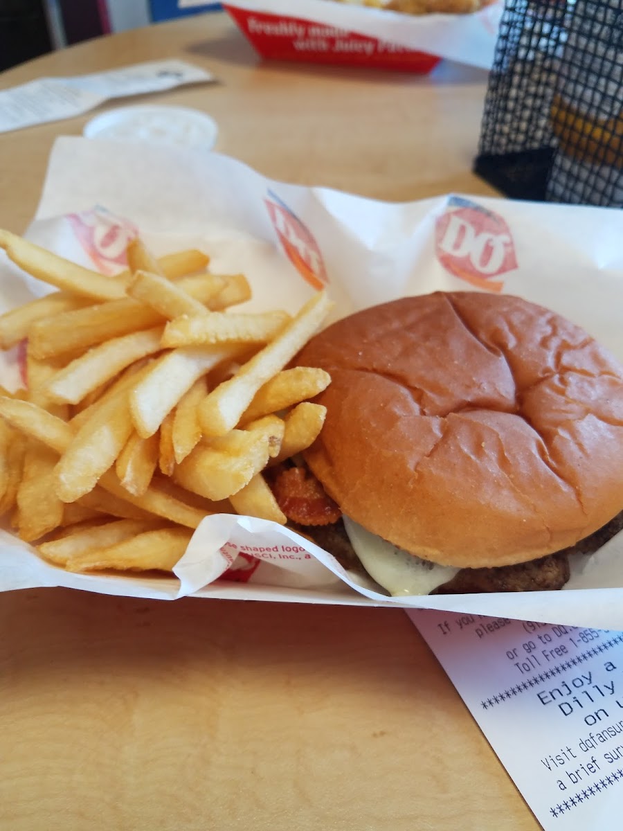 Dairy Queen Grill & Chill Photo 8