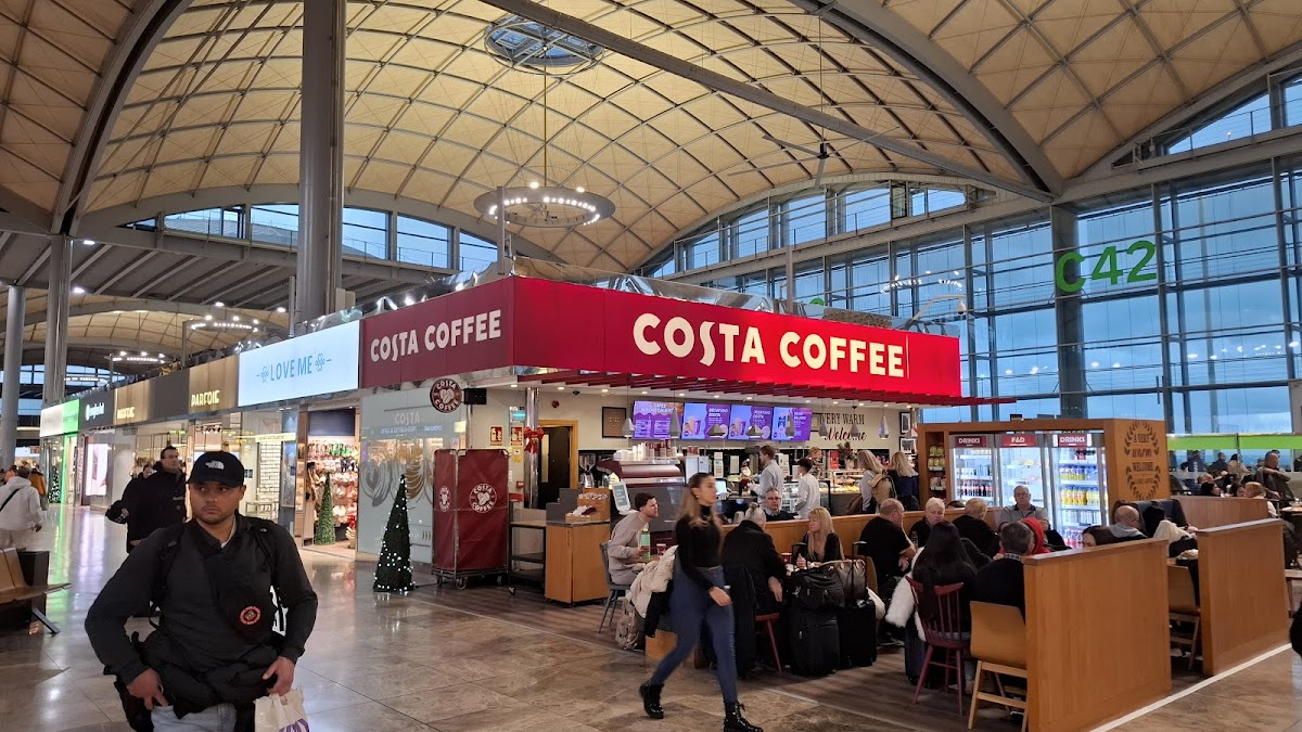 Costa Coffee Photo 3