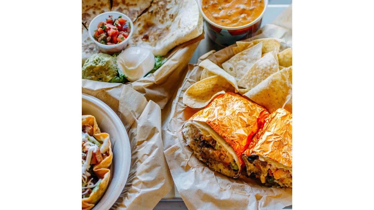 QDOBA Mexican Eats Photo 3