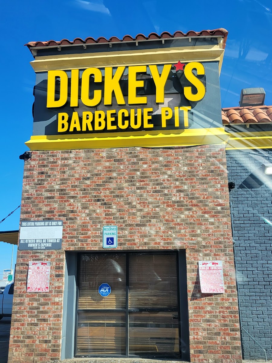 Dickey's Barbecue Pit