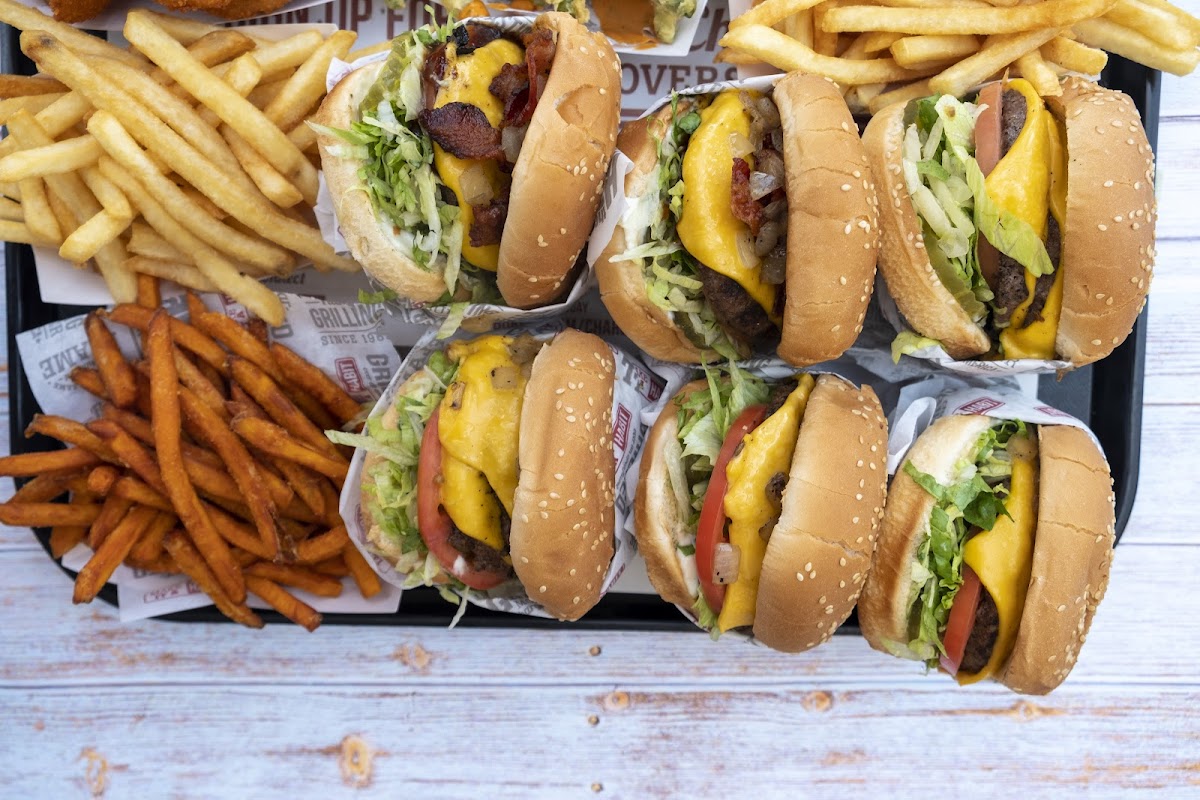 Habit Burger & Grill Photo 3