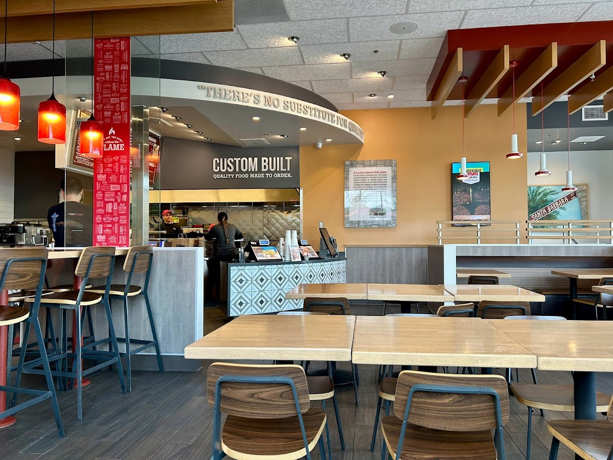 Habit Burger & Grill Photo 4