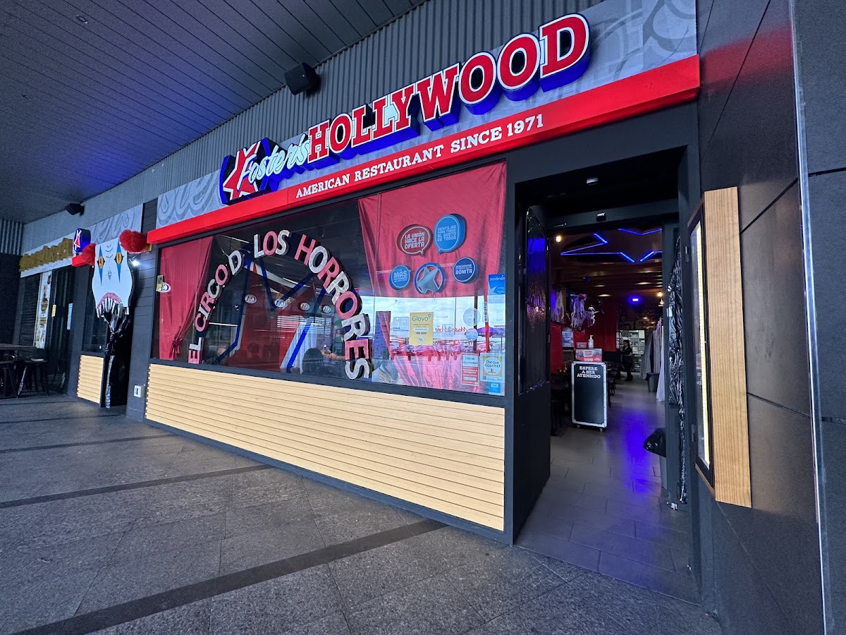 Foster's Hollywood