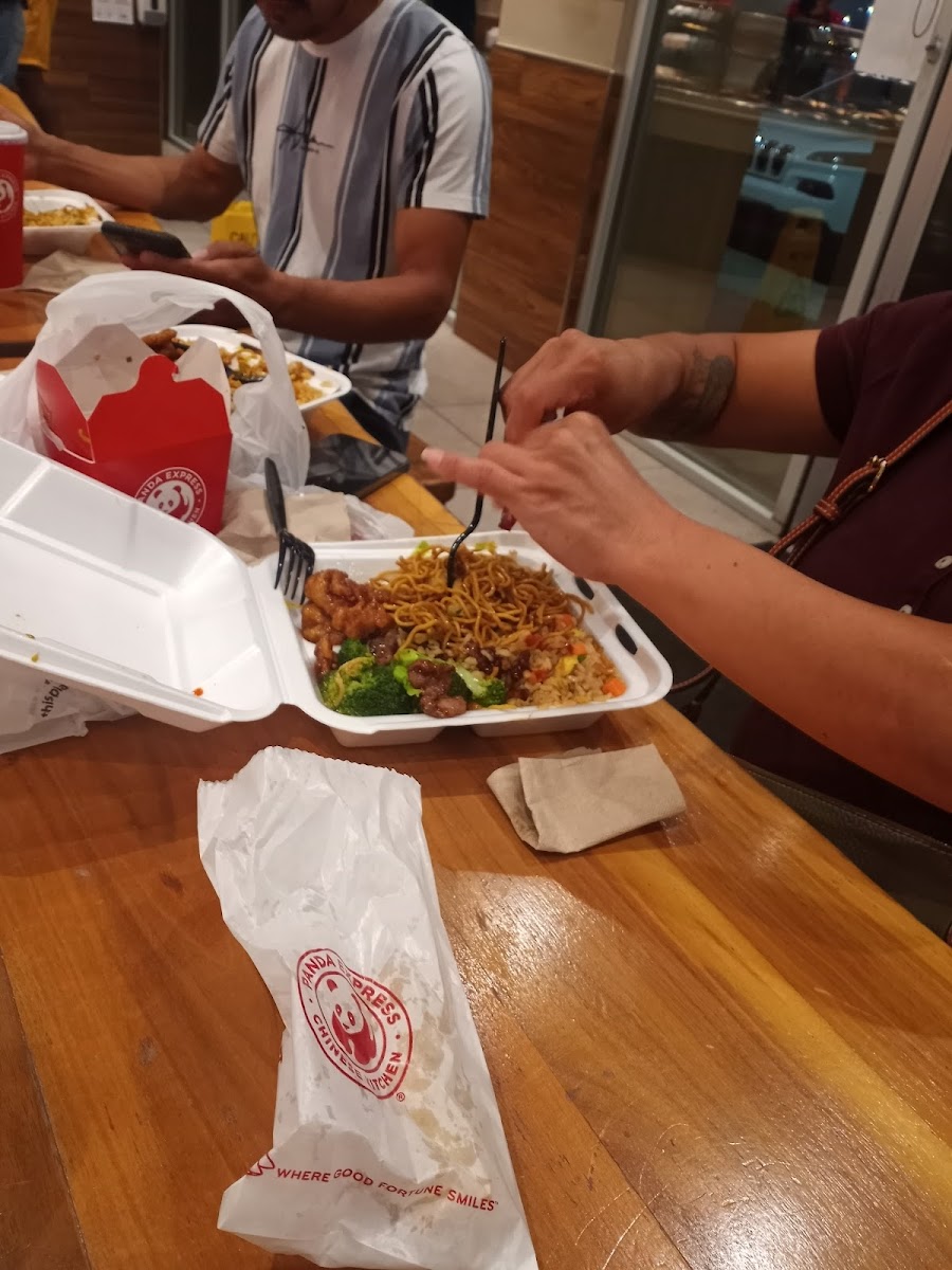 Panda Express Photo 9