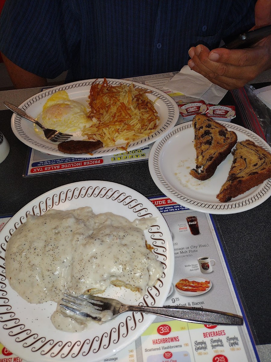 Waffle House Photo 6