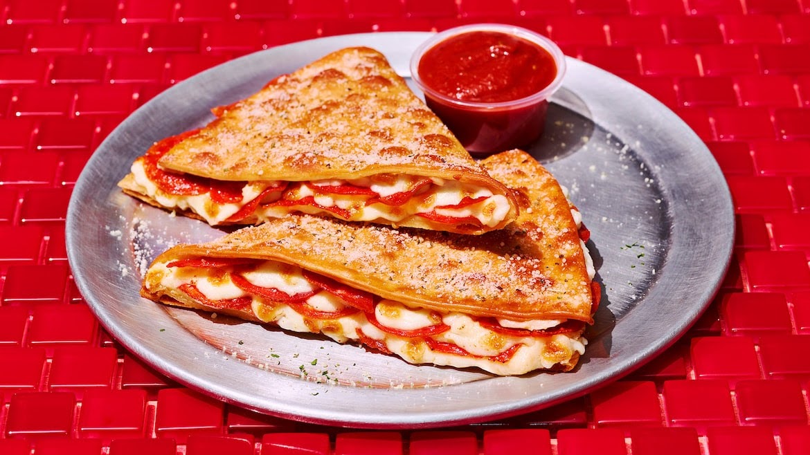 Pizza Hut Photo 4