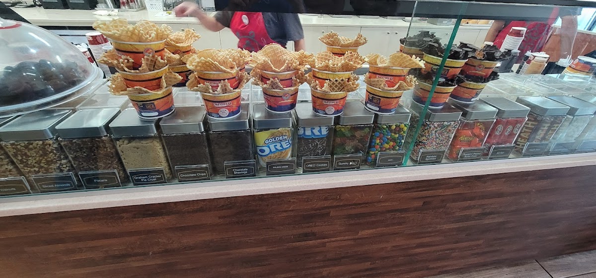 Cold Stone Creamery Photo 6