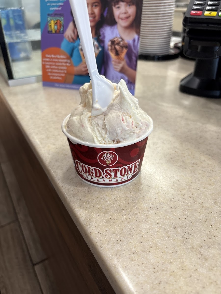 Cold Stone Creamery Photo 7