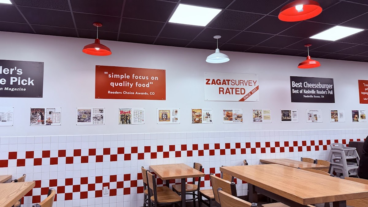 Five Guys Photo 4