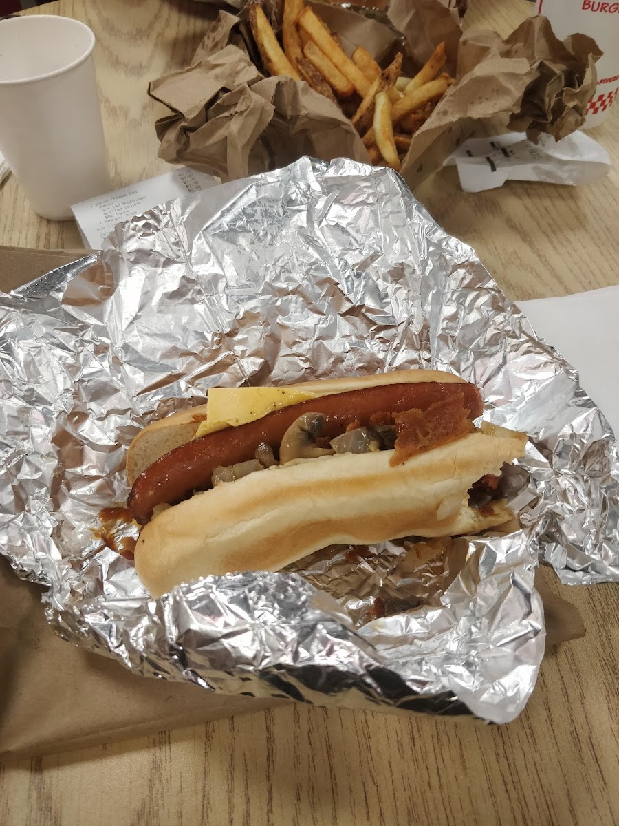 Five Guys Photo 8