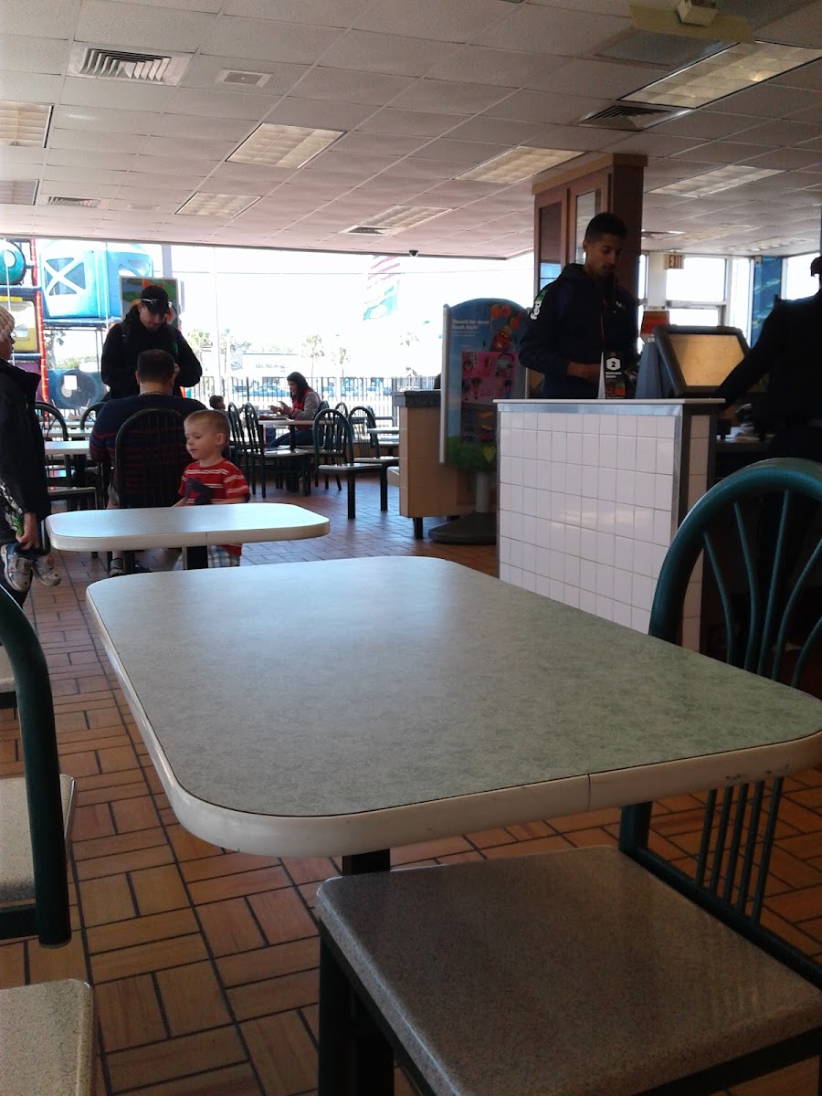 McDonald's Photo 6