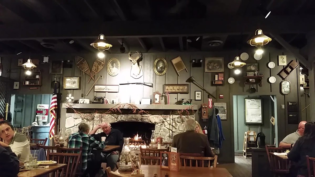 Cracker Barrel Old Country Store Photo 2