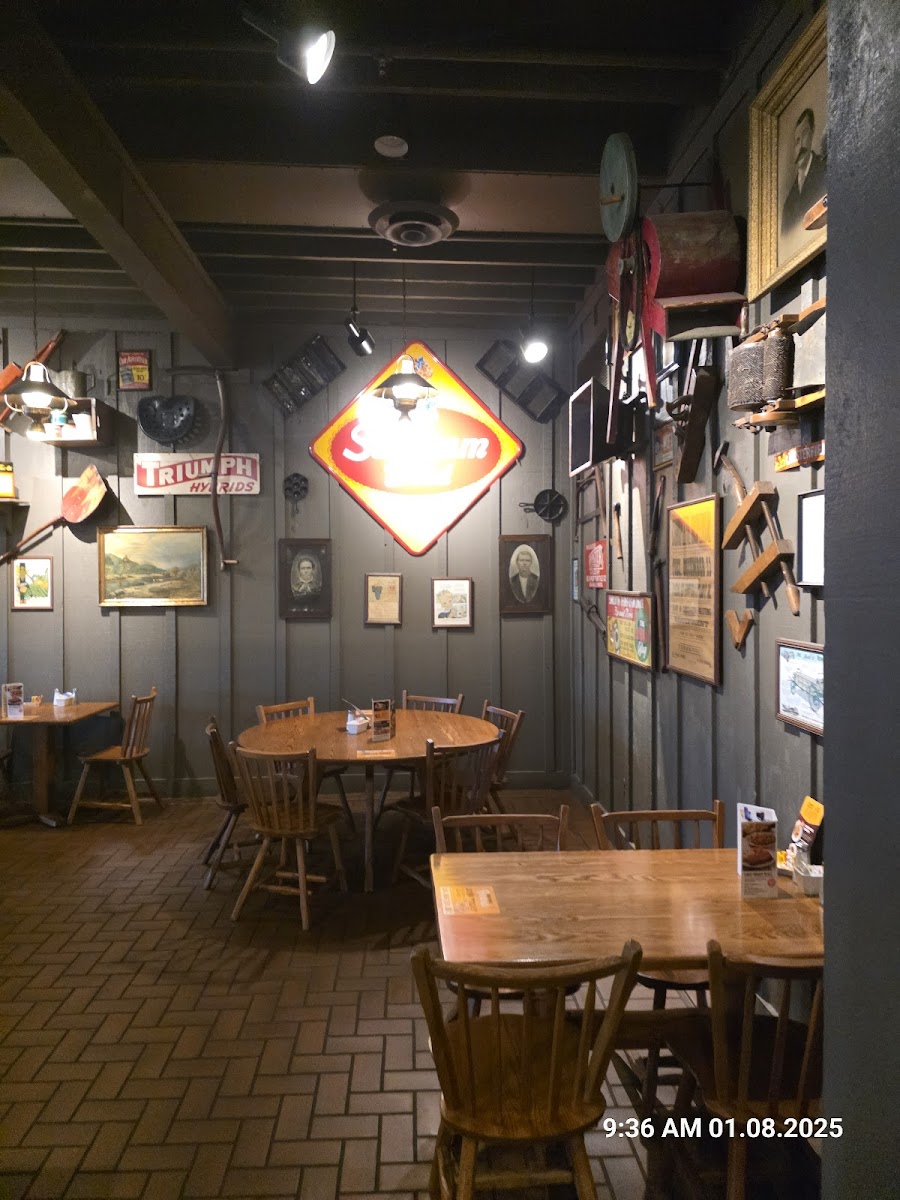 Cracker Barrel Old Country Store Photo 4