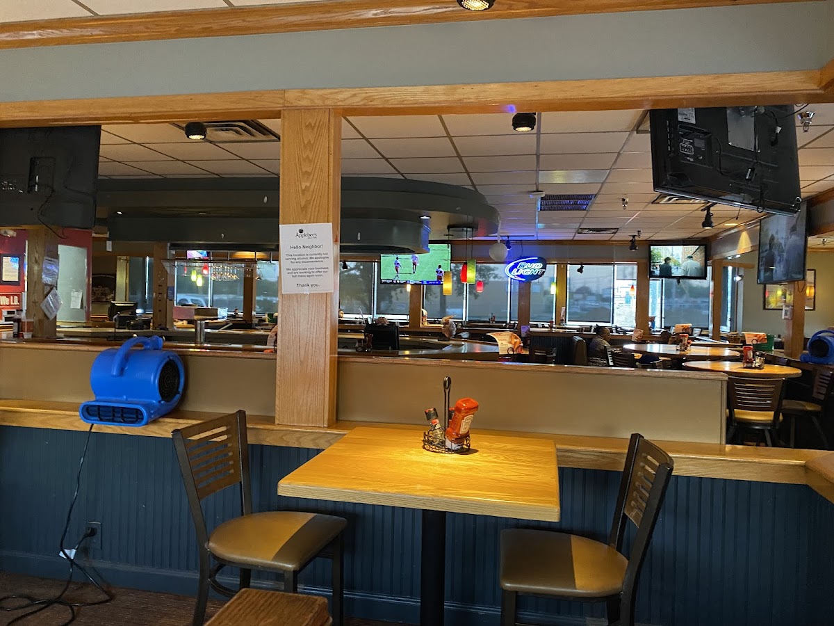 Applebee's Grill + Bar
