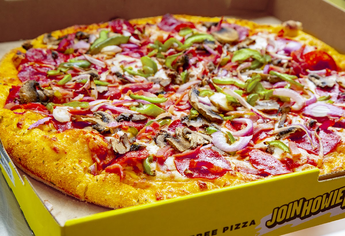 Hungry Howie's Pizza Photo 8