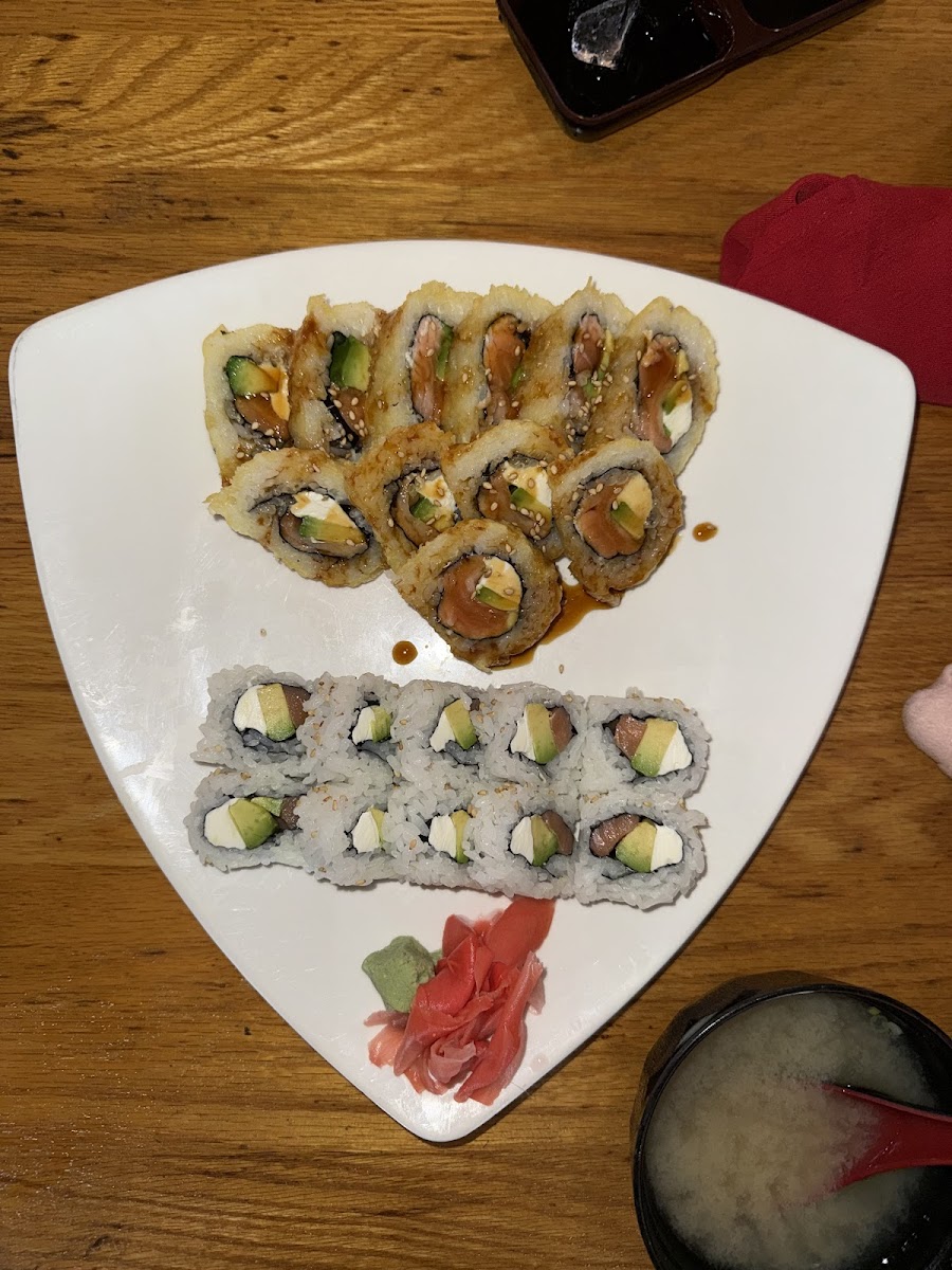 Sakura Teppan Steak & Sushi Photo 4