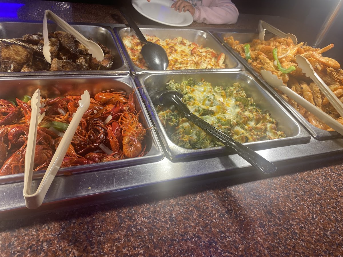 Flaming Chinese Buffet Photo 6