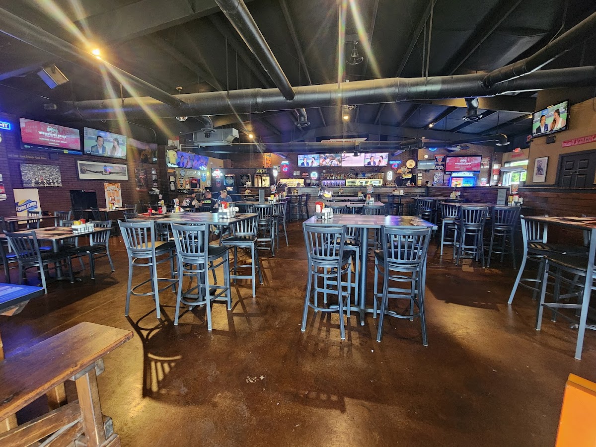 Windy City Grille Photo 2