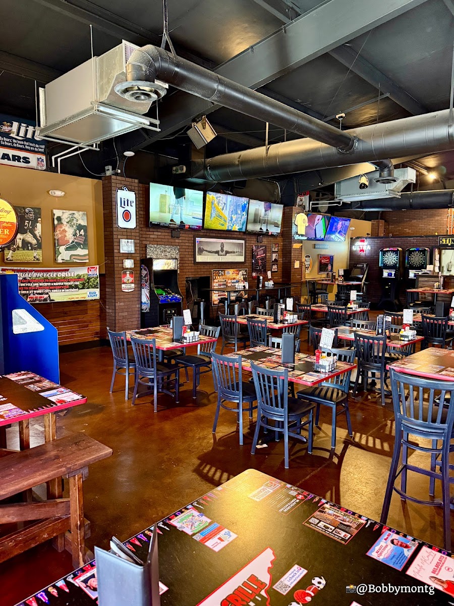 Windy City Grille Photo 4
