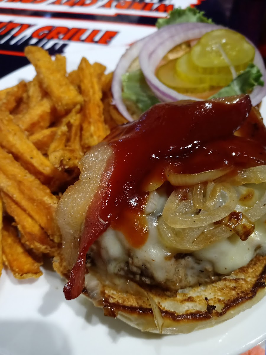 Windy City Grille Photo 9