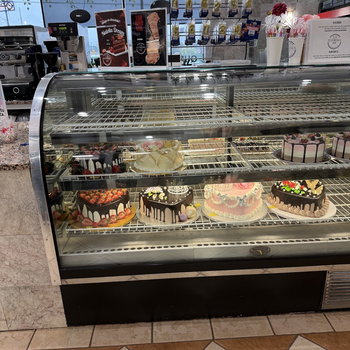 La Suprema Bakery & Panaderia Photo 4