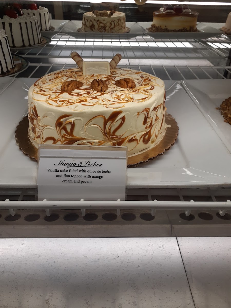 La Suprema Bakery & Panaderia Photo 9