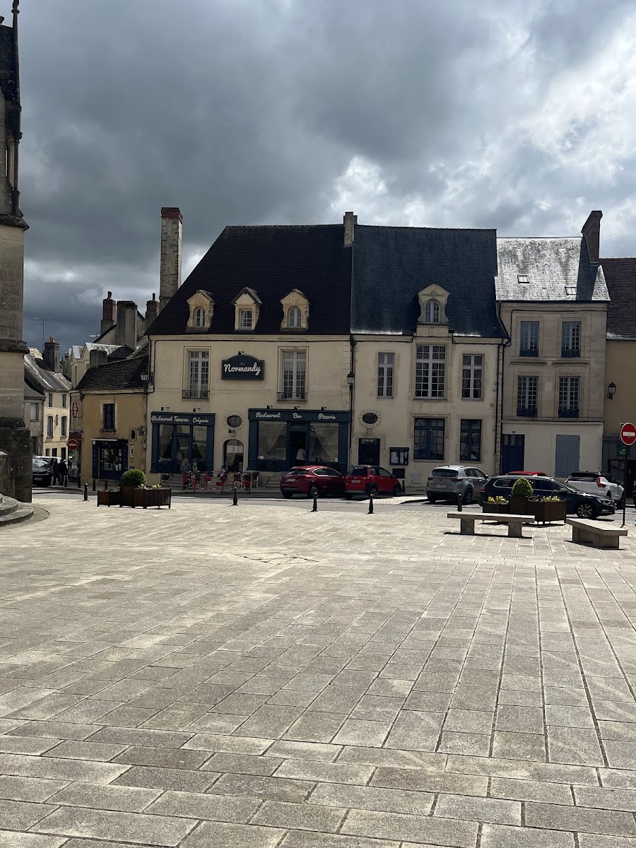 Au Normandy Photo 4