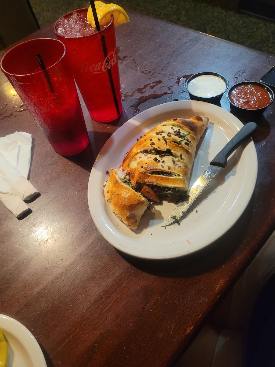 Gondolier Pizza & Steak House Photo 5