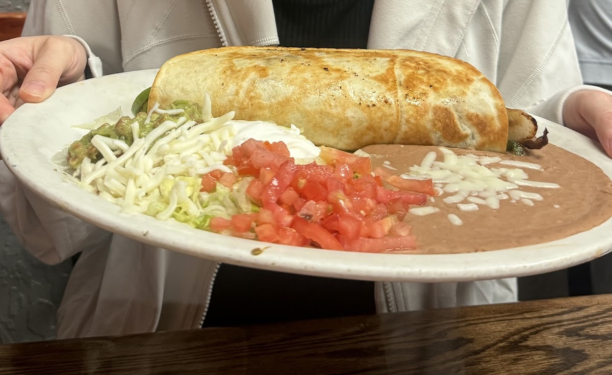 El Cantarito Mexican Restaurant Photo 3