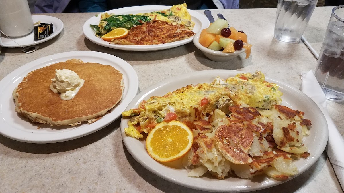 Rice Lake Family Restaurant Photo 8
