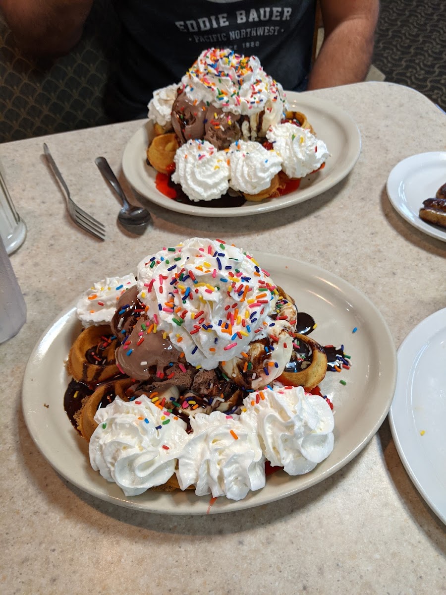 Rice Lake Family Restaurant Photo 9