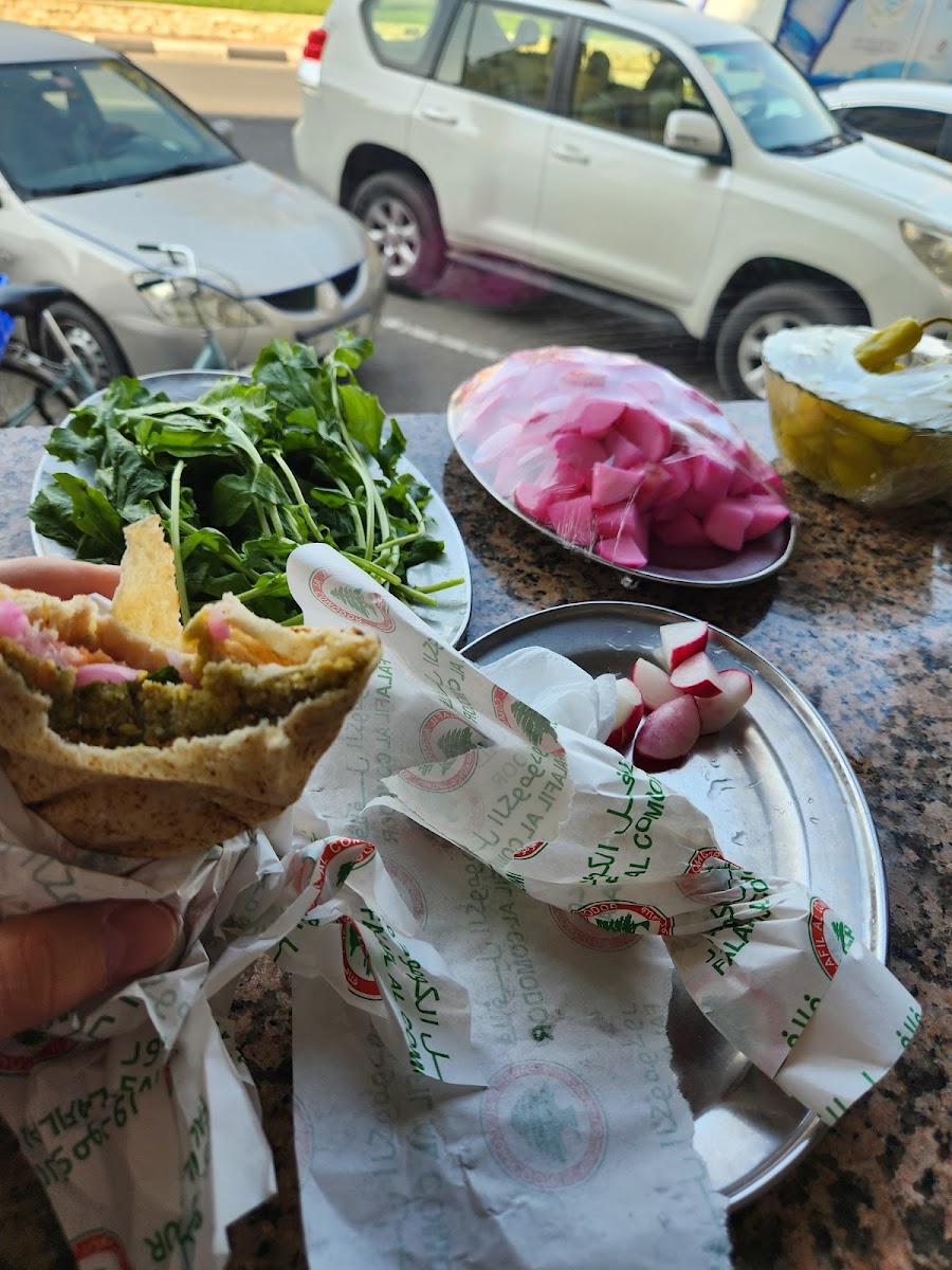 Al Comodor Falafil Photo 5