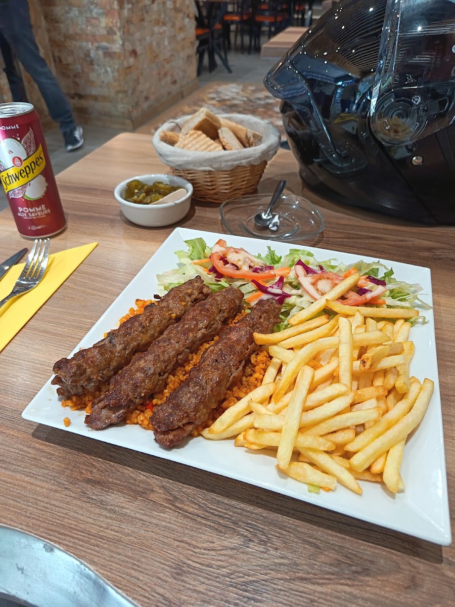 SUPER STAR KEBAB Photo 4