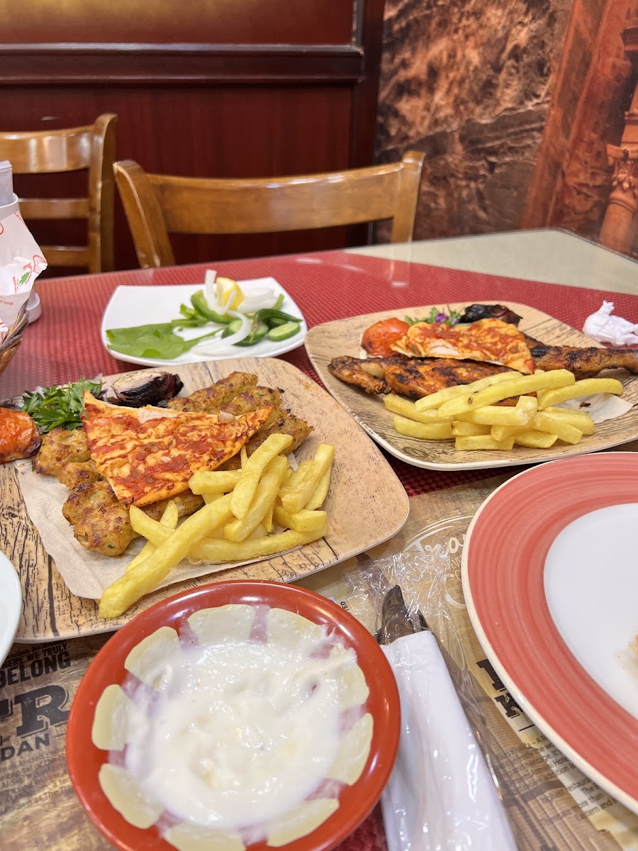 WADI AL ARAYESH RESTAURANT Photo 7