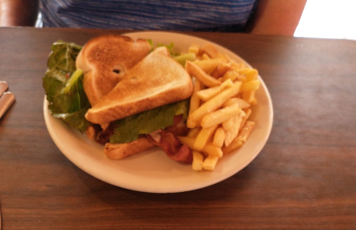Sonny Boy Restaurant Photo 9