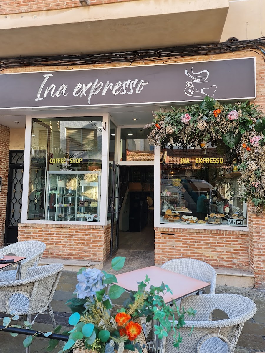 Ina Expresso