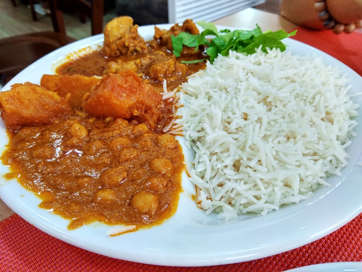Kathmandu - fast food Photo 8