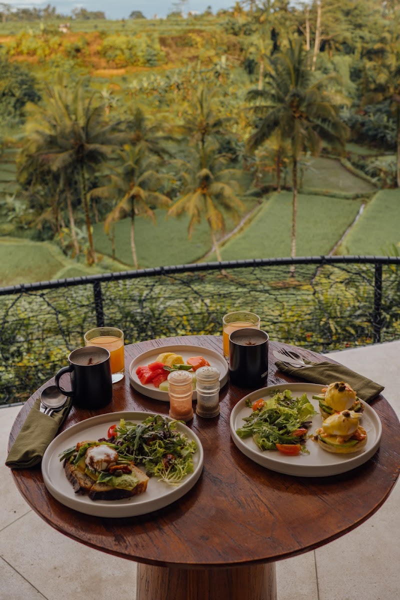 Camaya Terrace Restaurant Photo 4