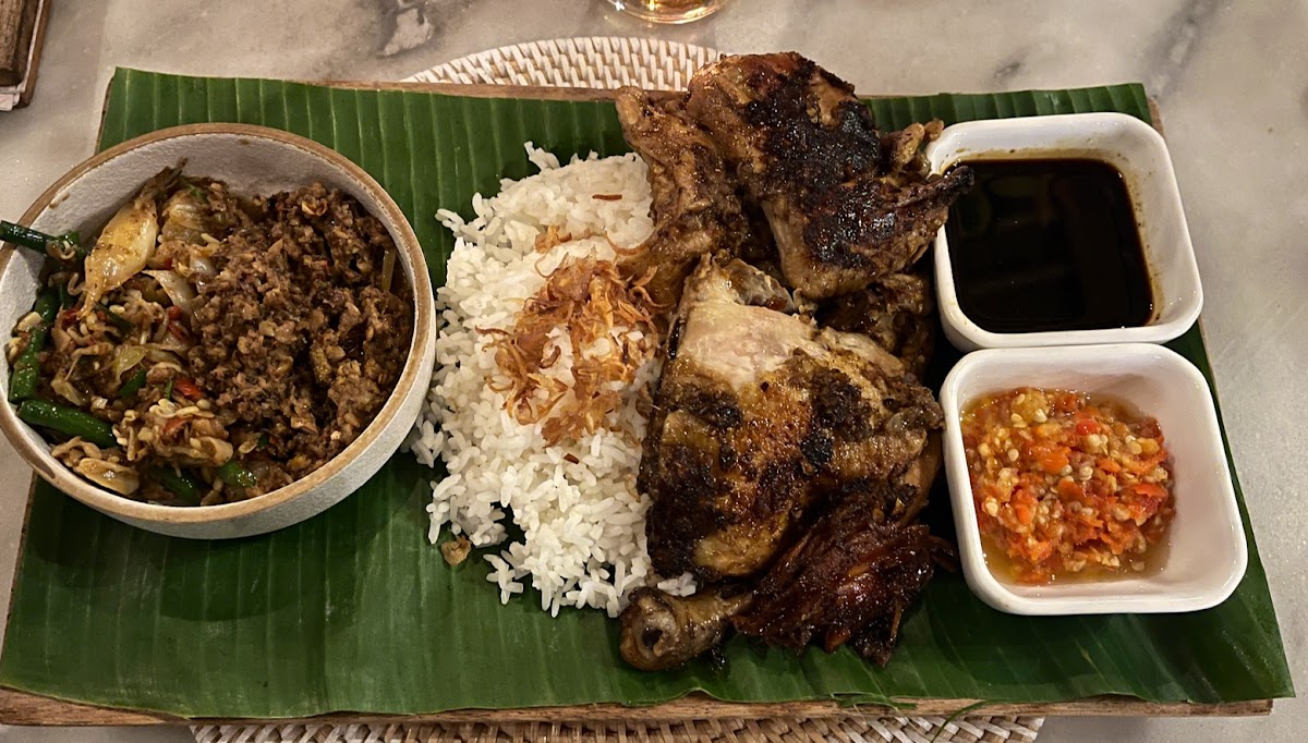 Camaya Terrace Restaurant Photo 6