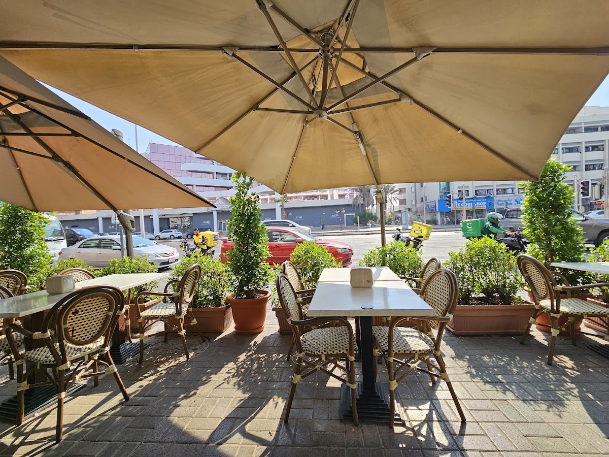 Dar Beirut Restaurant & Grill