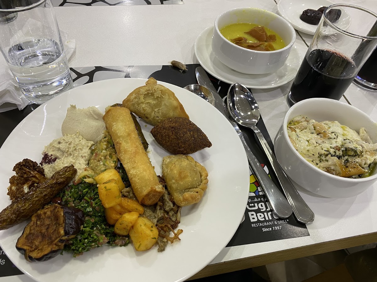 Dar Beirut Restaurant & Grill Photo 3