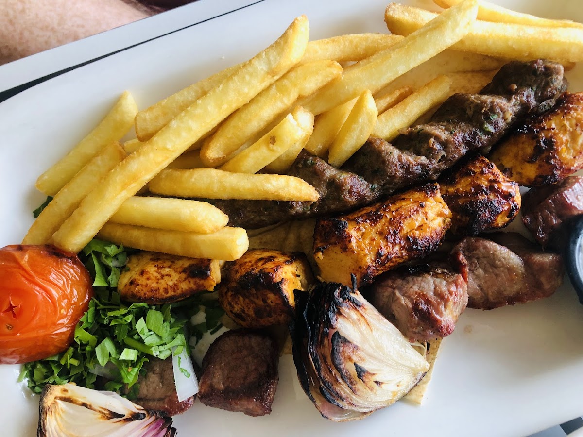 Dar Beirut Restaurant & Grill Photo 5